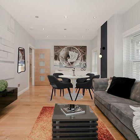 Cool Covent Garden Theatre Design Hub For Families Friends Couples Apartment London Exterior photo